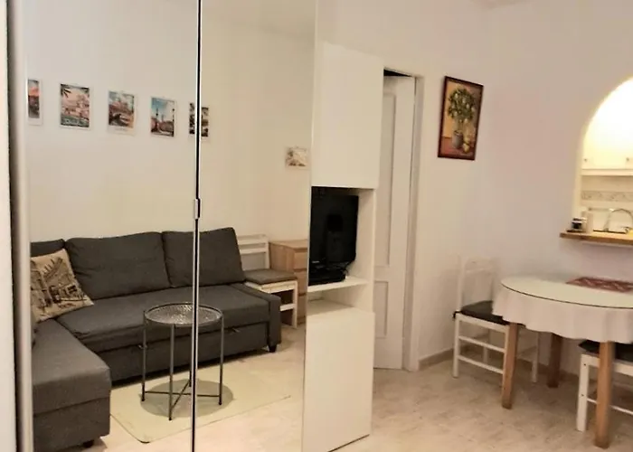 Tango Mango Apartment! Plaza 5 Min, Basen!